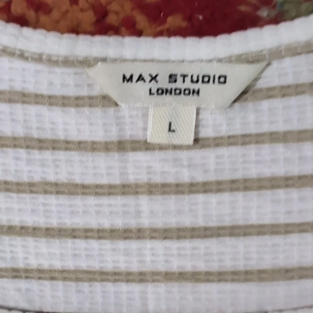 Max Studio White and Tan Short Sleeve Tees... New